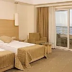 Sealight 度假村 库萨达斯